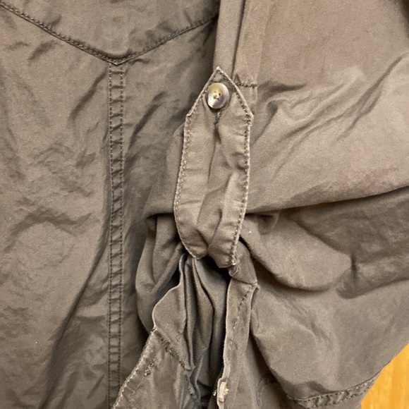 Men’s Roundtree and Yorke brown dress shirt size XL - Picture 5 of 7